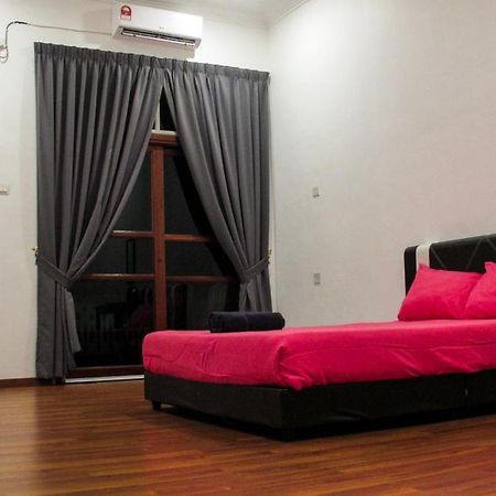 Andalus Beach Residence Marang Kültér fotó